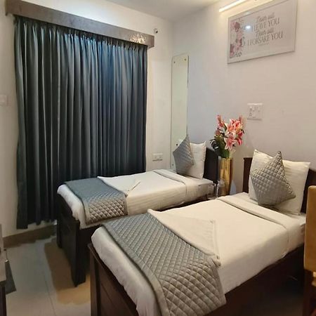 Yahweh Suites Bangalore Exterior photo