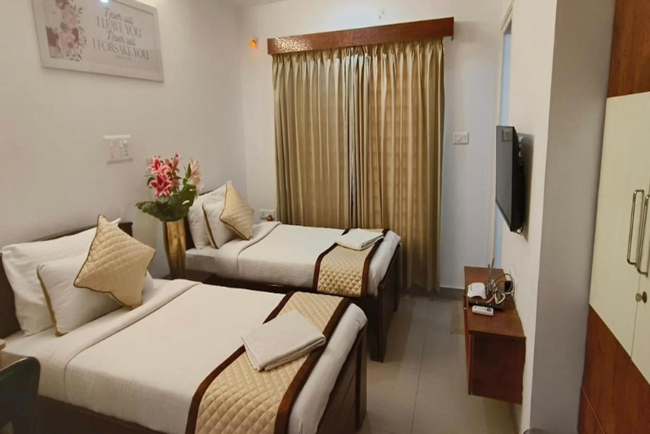 Yahweh Suites Bangalore Exterior photo