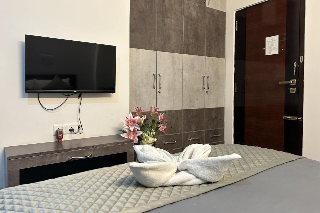 Yahweh Suites Bangalore Exterior photo